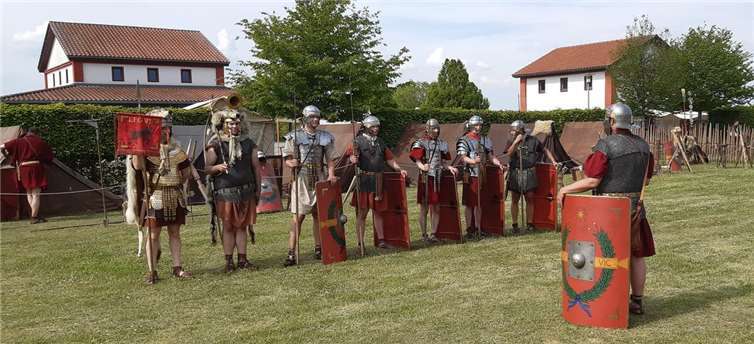 Kulturförderer Hans Peter Röhrig informiert über den Start von Festivals und Veranstaltungsreihen - wie auch das „Kelten und Römerfest“. Hier ein Foto aus dem Vorjahr. Quelle: röhrig