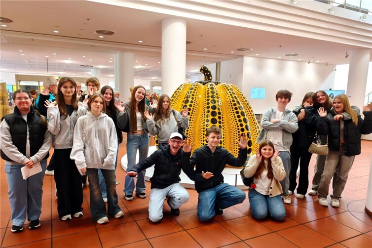 Kunstkurs der Carmen-Sylva-Schule Stufe 9 im Museum Ludwig