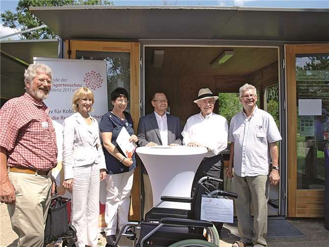 Kurt Brunner, Teamleiter Verleih BUGA-Freunde, Bürgermeisterin Marie-Theres Hammes-Rosenstein, Anna Maria Schuster, Geschäftsführerin BUGA-Freunde, Jürgen Probst, Geschäftsführer Burbach und Goetz, Hans-Dieter Gassen, Vorsitzender BUGA-Freunde und Hans-Jörg Felgentreu, Vorstandsmitglied BUGA-Freunde, stellten das Angebot vor. privat