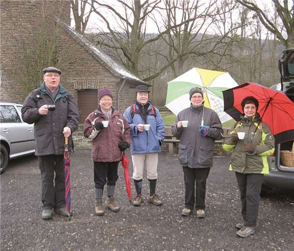 Kurz entschlossen führte die Sonntagswanderung an der Ahr entlang.  Privat