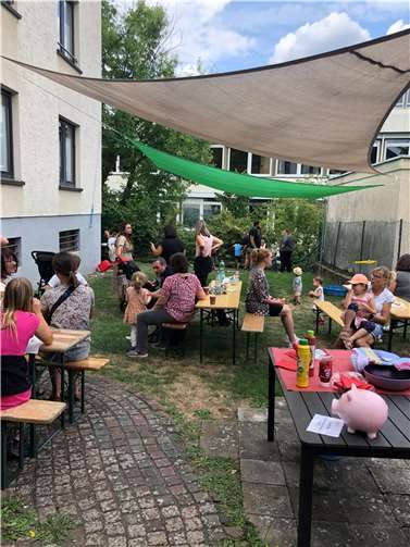 Kurz vor Beginn der Ferien führte das Forum Familie, eine Partnerschaft zwischen pädagogischen Mitarbeiterinnen und Mitarbeitern der katholischen Familienbildungsstätte und der Stadtverwaltung Andernach ein Familienfest durch. Foto: privat