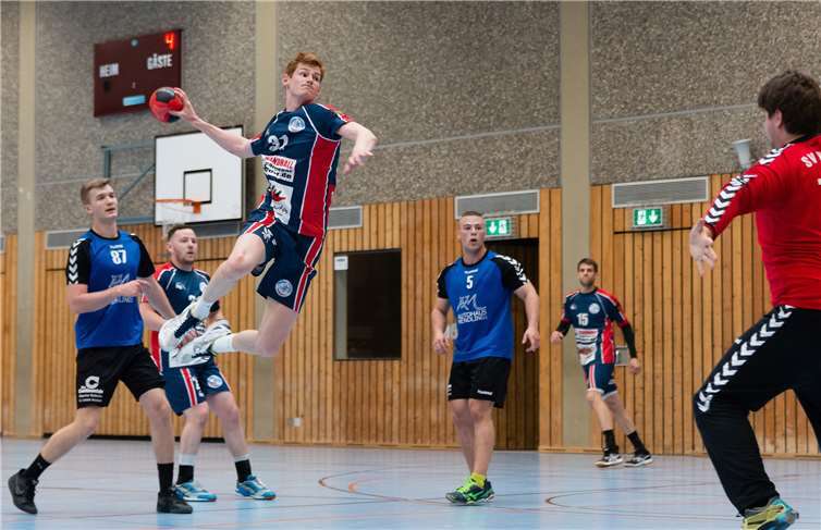 L. Echelmeyer im freien Anflug.privat