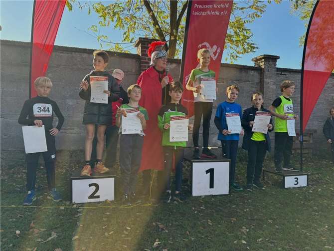 LAV-23-Gruppe in Krefeld beim Martinscross, einem der Wertungsläufe für den Nordrhein Cross Cup.Foto: I. und S. Groß