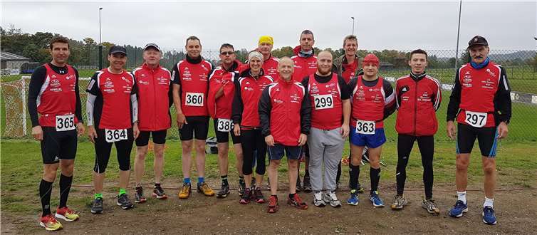 LG größte Teilnehmergruppe beim Cross-Start 2019 in Laubach.Fotos: privat