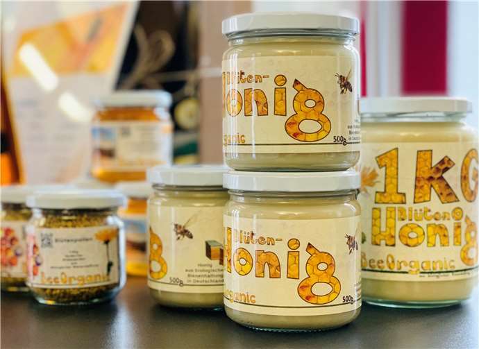 Lahnsteiner Honig, der in der Touristinfo am Salhofplatz erworben werden kann. Foto: Stadtverwaltung Lahnstein