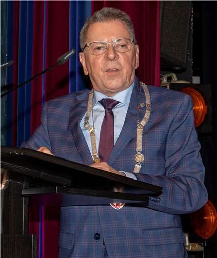 Lahnsteins Bürgermeister Adalbert Dornbusch engagiert sich seit Jahrzehnten ehrenamtlich.  Foto: Stadtverwaltung Lahnstein