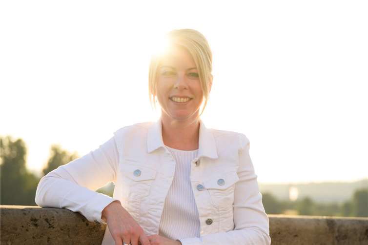 Lana Horstmann „Ich möchte mit anpacken, ich möchte Euren Alltag erleben, ich möchte zuhören und gegebenenfalls auch wissen, wo der Schuh drückt."Foto: Mark Hoppe