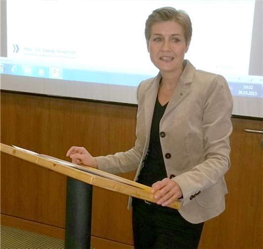 Landesdrogenbeauftragte Sabine May sprach auf der Jubiläumsveranstaltung. privat