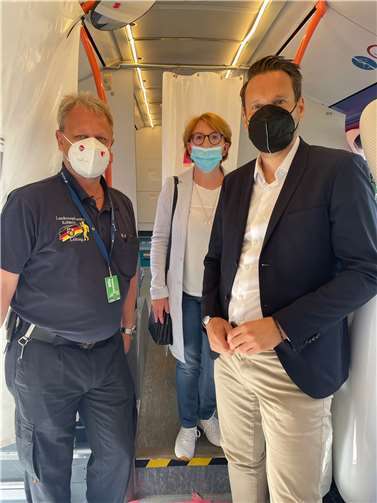 Landesimpfkoordinator Daniel Stich und Landtagsabgeordnete Susanne Müller (SPD) machten sich einen Überblick vor Ort. Foto: WahlkreisbüroSusanne Müller, MdL