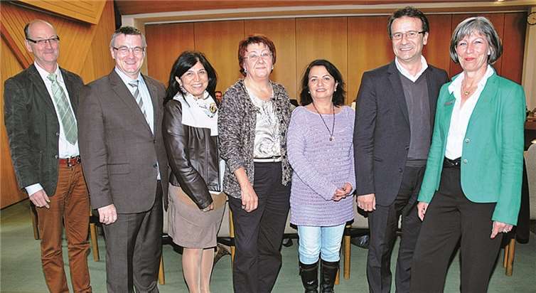 Landesintegrationsbeauftragte Miguel Vicente (2.v.re.) auf seiner Rundreise beim Gedankenaustausch mit Landrat Dr. Alexander Saftig (2.v.li.) und Mayen-Koblenzer Akteuren.KV-MYK