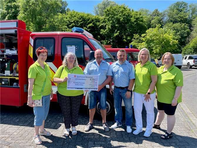 Landfrauen des Kreises Neuwied mit Spende.
