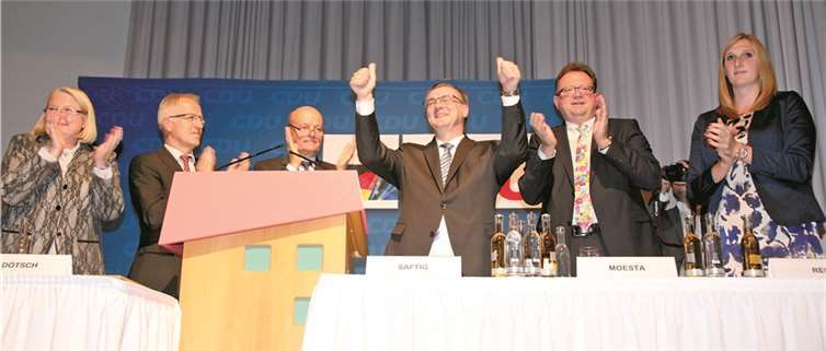 Landrat Dr. Alexander Saftig zeigte sich glücklich über das Ergebnis seiner erneuten Nominierung und kämpferisch für den bevorstehenden Wahlkampf.