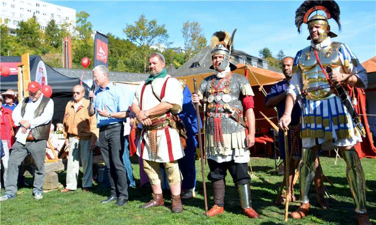 Landrat Frank Puchtler eröffnete auch in diesem Jahr den Erlebnistag „Limes Live“, der – erstmals außerhalb der Kreisgrenzen – auf der hessischen Landesgartenschau in Bad Schwalbach stattfand. Uwe Rindsfüßer
