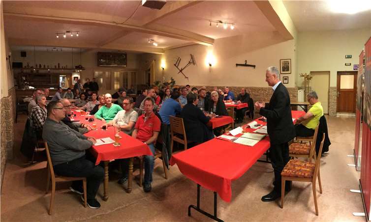 Landrat Frank Puchtler sicherte den anwesenden Vereinsvertretern seine Unterstützung zu. Foto: privat