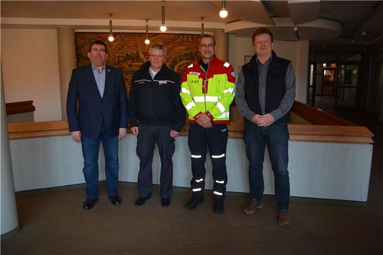 Landrat Jörg Denninghoff, Stephan Heinz, Maik Späth und BKI Guido Erler. Foto: Saskia Daubach-Metz