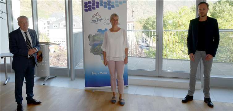 Landrat Manfred Schnur, Nicole Fronczak und Michael Saur. Fotos: Kreisverwaltung