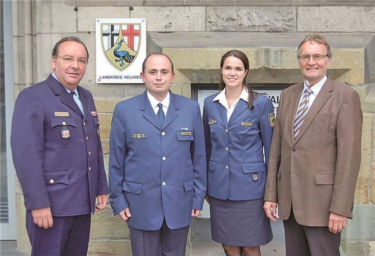 Landrat Rainer Kaul, Anja Baerwindt (Geschäftsführerin der THW-Geschäftsstelle Koblenz), Björn Harrenberger und Kreisfeuerwehrinspekteur Werner Böcking. privat