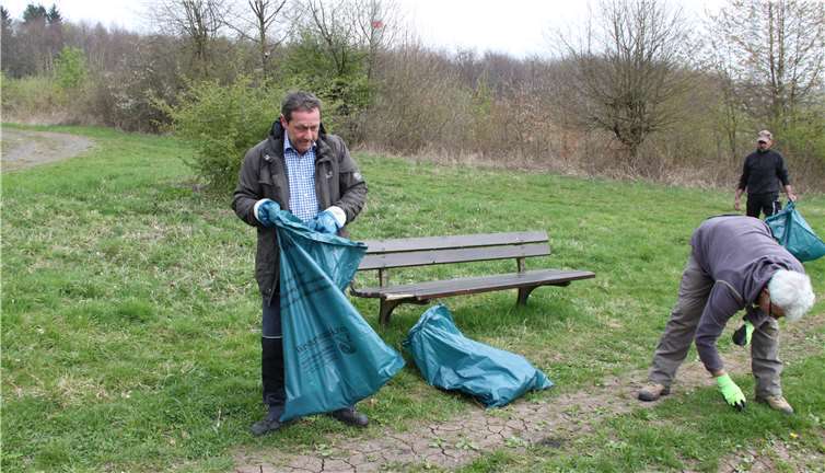 Landrat Schwickert freut sich über viele helfende Hände, wenn es am Samstag, 21. April heißt „Raus in die Natur zum Frühjahrsputz“. privat