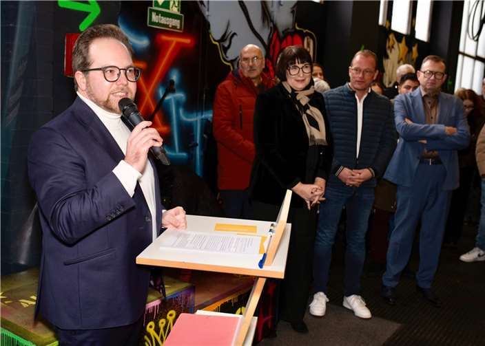 Landratskandidat Pascal Badziong skizzierte beim Neujahrsempfang der CDU Mayen-Koblenz konkrete Eckpunkte für die Zukunft des Landkreises Mayen-Koblenz. Foto: Michael Schneider