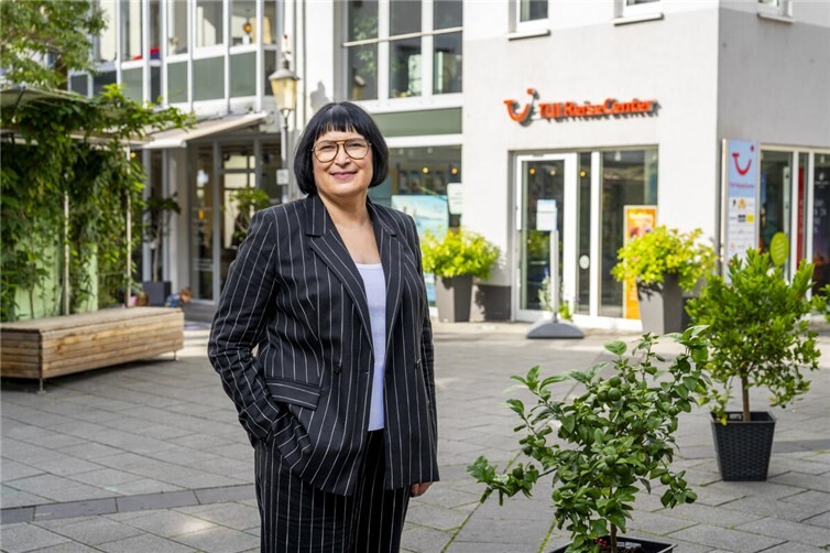 „Landtagsabgeordnete Anette Moesta lädt herzlich zum Gespräch ein.“