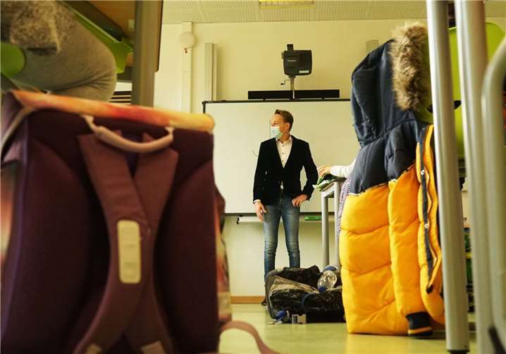 Landtagsabgeordneter Marc Ruland in der Grundschule Plaidt.Quelle: Büro von Marc Ruland, MdL