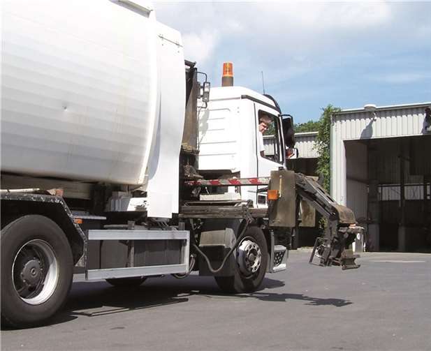 Langer Arm: Bei der Müllabfuhr im AW-Kreis kommen mehr Seitenlader-Fahrzeuge zum Einsatz. Kreisverwaltung Ahrweiler