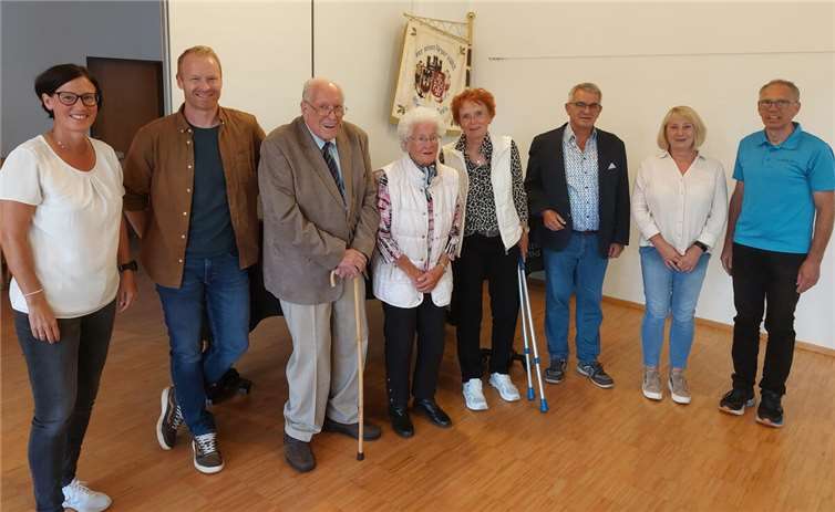 Langjährige Mitglieder und Vorstandsduo.  Foto: privat