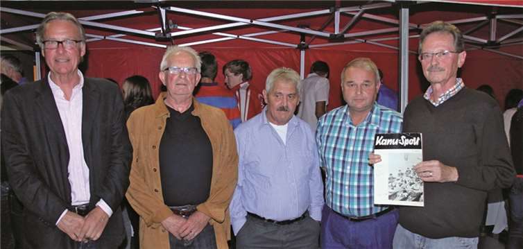 Langjährige Mitglieder wurden für ihre Treue zum WSV Koblenz-Metternich ausgezeichnet.RW