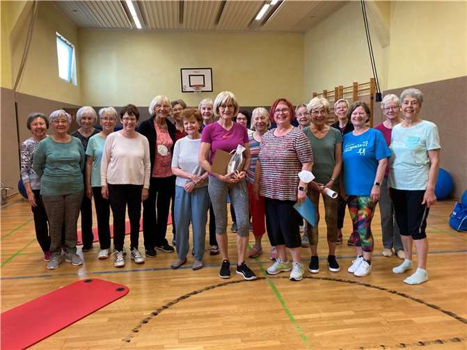 Langjährige Übungsleitertätigkeit und Einsatz für den Verein wurden ausgezeichnet.  Foto: TGO