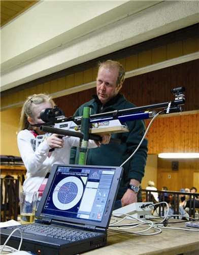 Laserschießen der Minis.