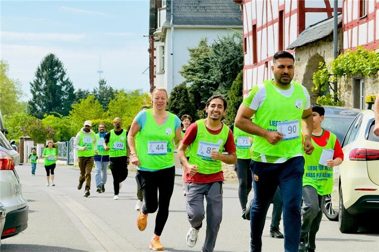 Laufen für den guten Zweck beim 2. Ahmadiyya Charity Walk in Koblenz