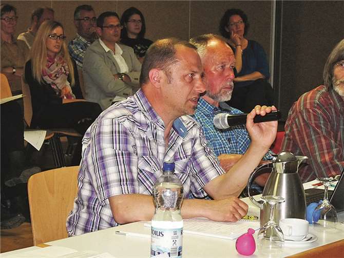 Laut Dr. Wolfgang Frey ist der gute ökologische Zustand des Laacher Sees nach wie vor nicht erreicht.