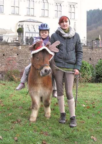 „Le Cheval“ bereitet den kleinen Besuchern ein Abenteuer. privat