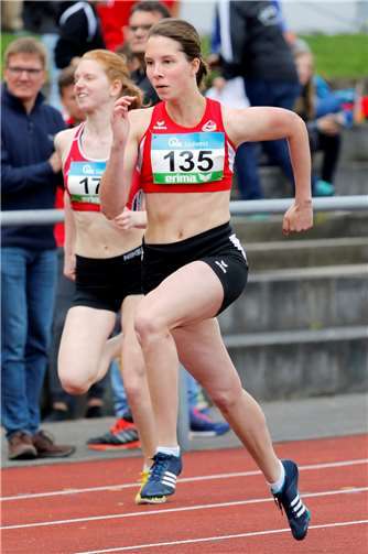 Lea Christin Sanna (171, LG Sieg), Anna Mettler (135, LG Rhein-Wied).Birkenstock