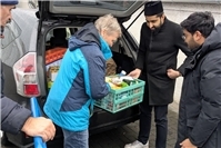 Lebensmittelspendenaktion am neuen Standort der Neuwieder Tafel in Neuwied