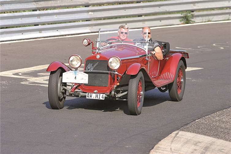 Legendär und einzigartig ist für die Teilnehmer das freie Fahren auf der Nürburgring-Nordschleife.privat