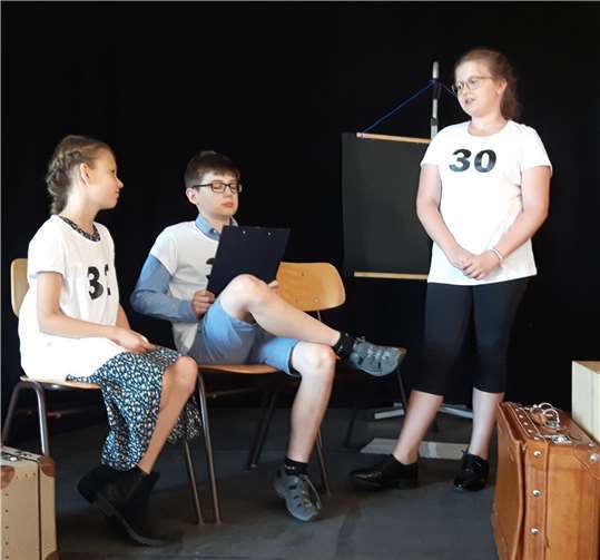 Lehrer Nr. 30,31 und 32 bei der Diskussion, wie sie ihrem fordernden Schüler am besten gerecht werden.Foto: privat