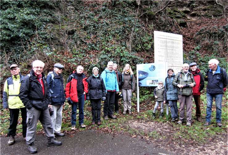 Leider konnten die Wanderer nur auf der Infotafel in Reimerzhoven Lachse sichten. Foto: privat