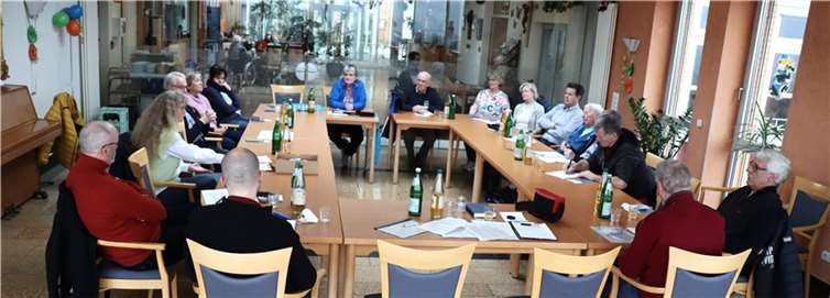 Leider nur eine überschaubare Zahl von Fördermitgliedern war zur Jahreshauptversammlung ins Seniorenzentrum Ignatius-Lötschert-Haus gekommen.  Foto: Uli Schmidt