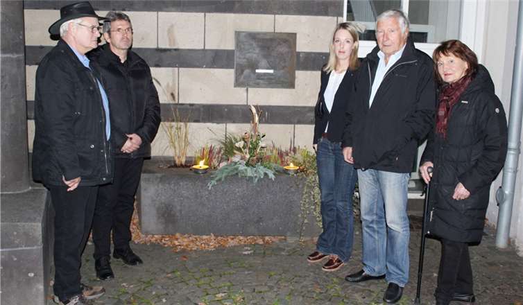 Leider waren in diesem Jahr nur wenige Bürger der Einladung des Deutsch-Israelischen Freundeskreises zum Gedenken an die Reichspogromnacht gefolgt. DL