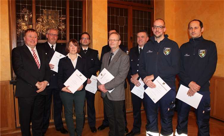 Leitende Notärzte und Organisatorische Leiter wurden ausgezeichnet.  DU