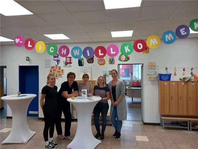 Leitungsteam, Elternausschuss und Förderverein. Quelle: KiTa Wirbelwind