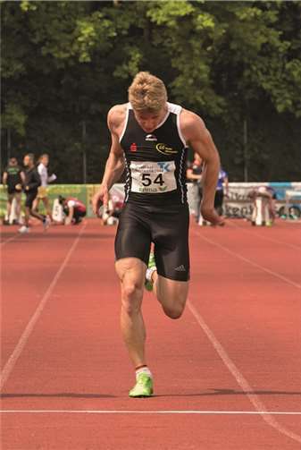 Lennert Kolberg beim Zieldurchlauf. privat