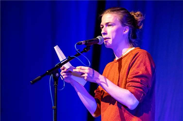 Lenny Felling gewann in Linz die Rheinland-Pfälzische Meisterschaft im Poetry Slam.  Fotos: Stadt Selters
