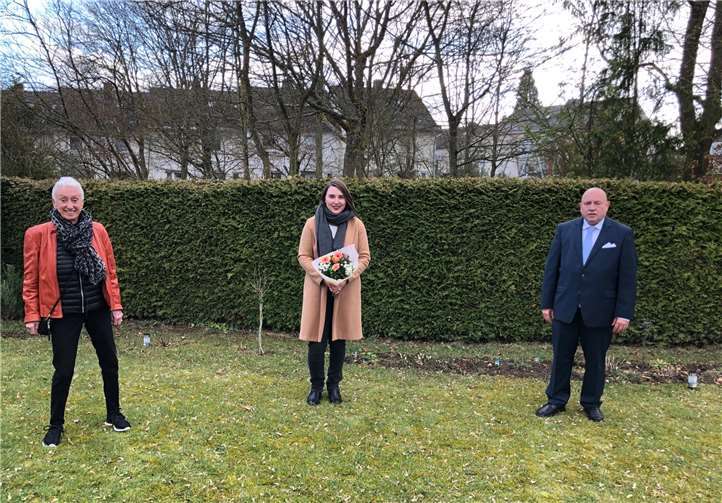 Leo Biewer (re.) und Monika Aretz (li.) beglückwünschten Anna-Carina Saneternik zu ihrer Wahl. Foto: CDU Koblenz-Karthause