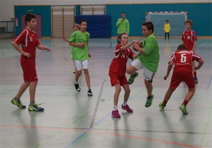 Leon Grotzke von Grün-Weiß Mendig (am Ball). privat