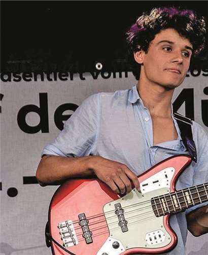 Leonard Niekerken. KMS MYK