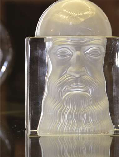 Leonardo da Vinci, Josep Maria Subirachs, Frankreich.