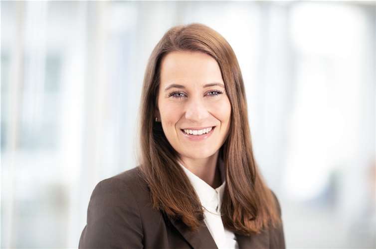 Leonie Hain ist Kaufmännische Leiterin im St. Nikolaus-Stiftshospital.  Foto: St. Nikolaus-Stiftshospital/Holger Lindner