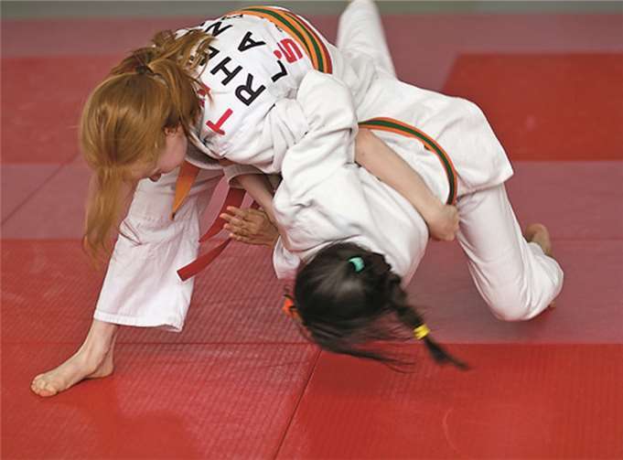 Leonie Patt beißt sich durch - und wird Siebte im Verband.privat